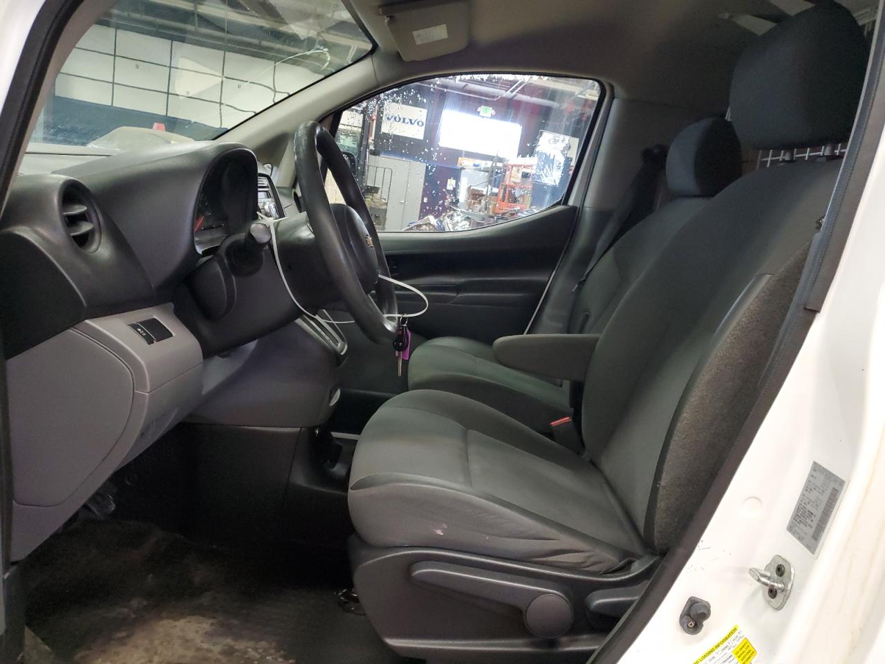 VIN: 3N63M0YNXHK701308 2017 CHEVROLET EXPRESS