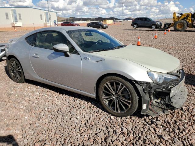  TOYOTA SCION 2014 Сріблястий