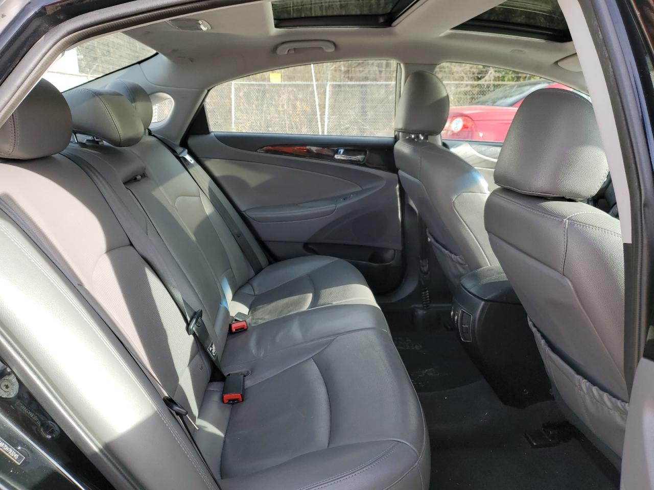 Lot #2207462019 2013 HYUNDAI SONATA SE