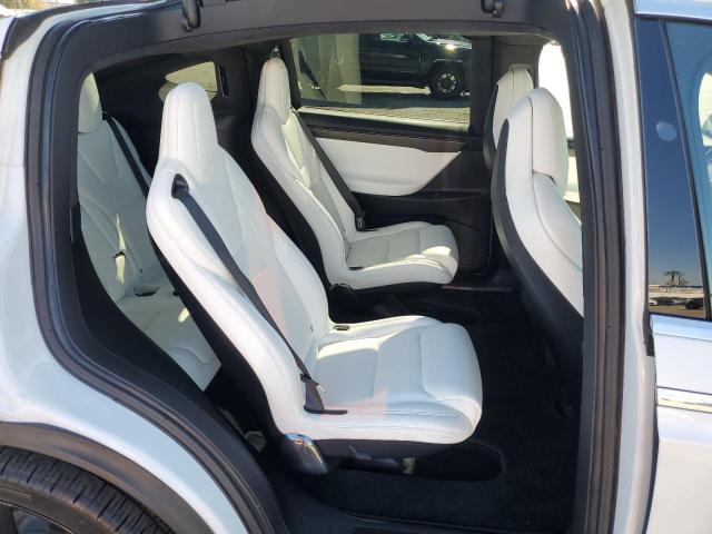 5YJXCBE22JF102477 Tesla MODEL X