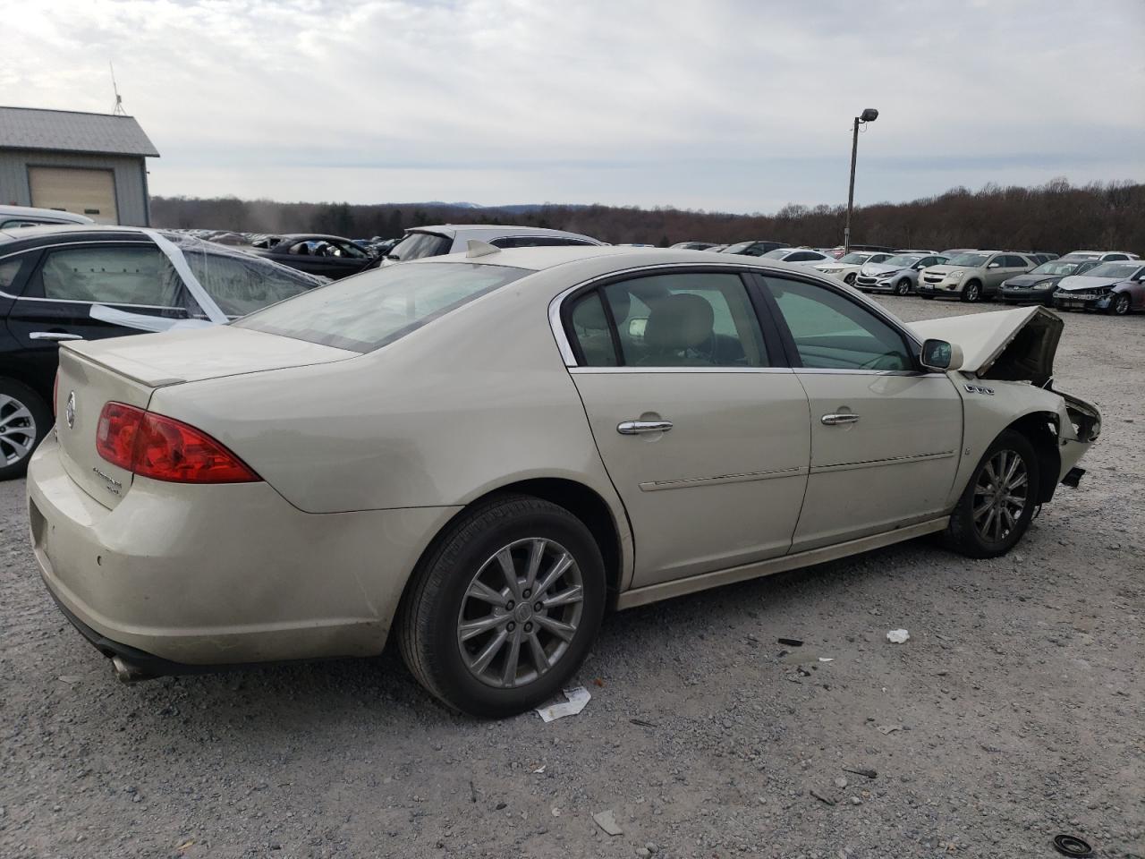 1G4HC5EM3AU112476 2010 Buick Lucerne Cxl