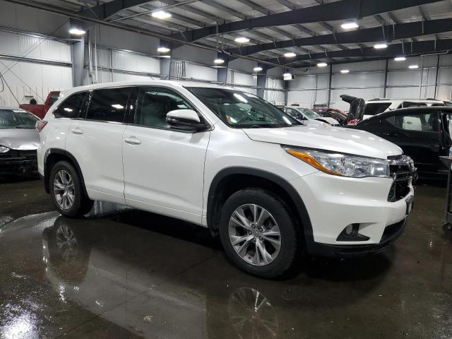 VIN 5TDBKRFH0FS222810 2015 Toyota Highlander, LE no.4