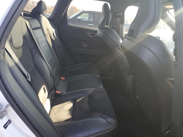 2019 VOLVO XC60 T6 R- YV4A22RM8K1343875