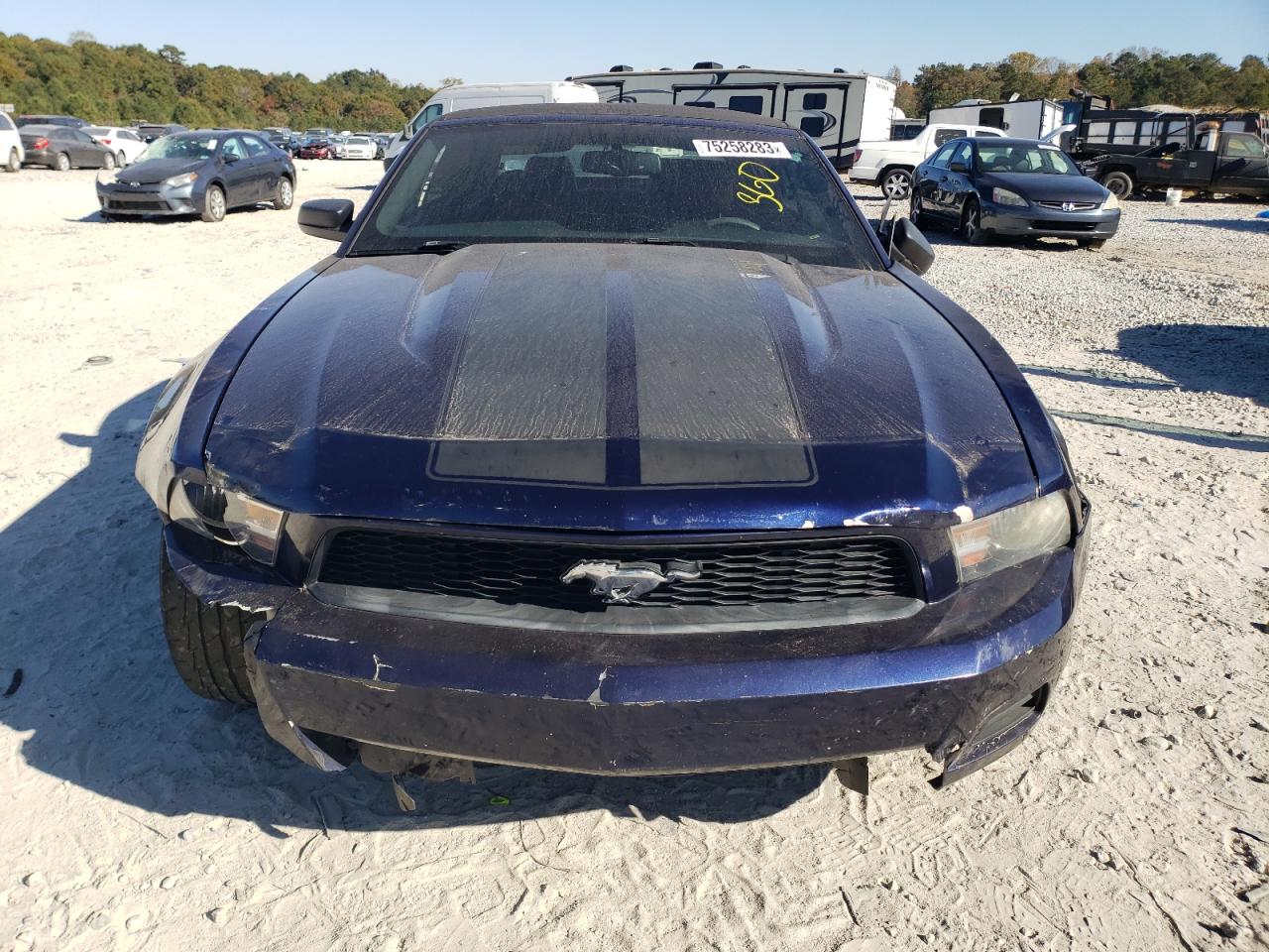 2012 Ford Mustang vin: 1ZVBP8EM2C5212871