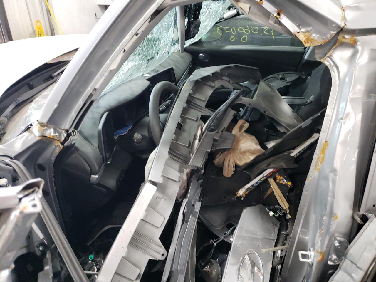 5NPLM4AG9NH081093 2022 Hyundai Elantra Sel