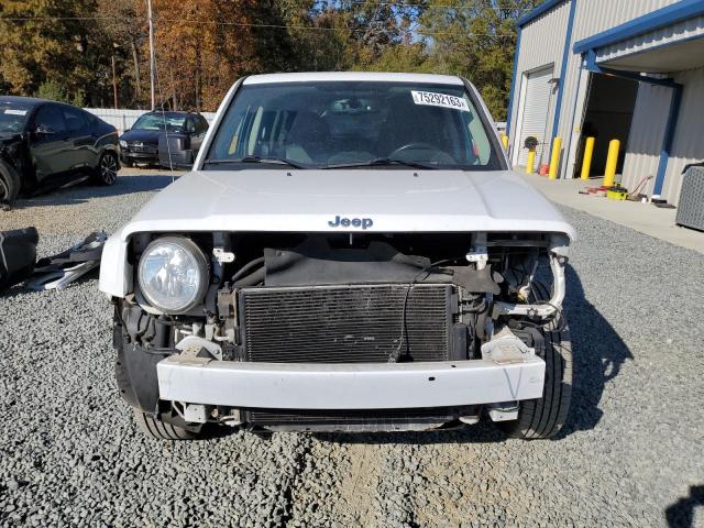 1C4NJPFA3FD372364 Jeep Patriot Latitude