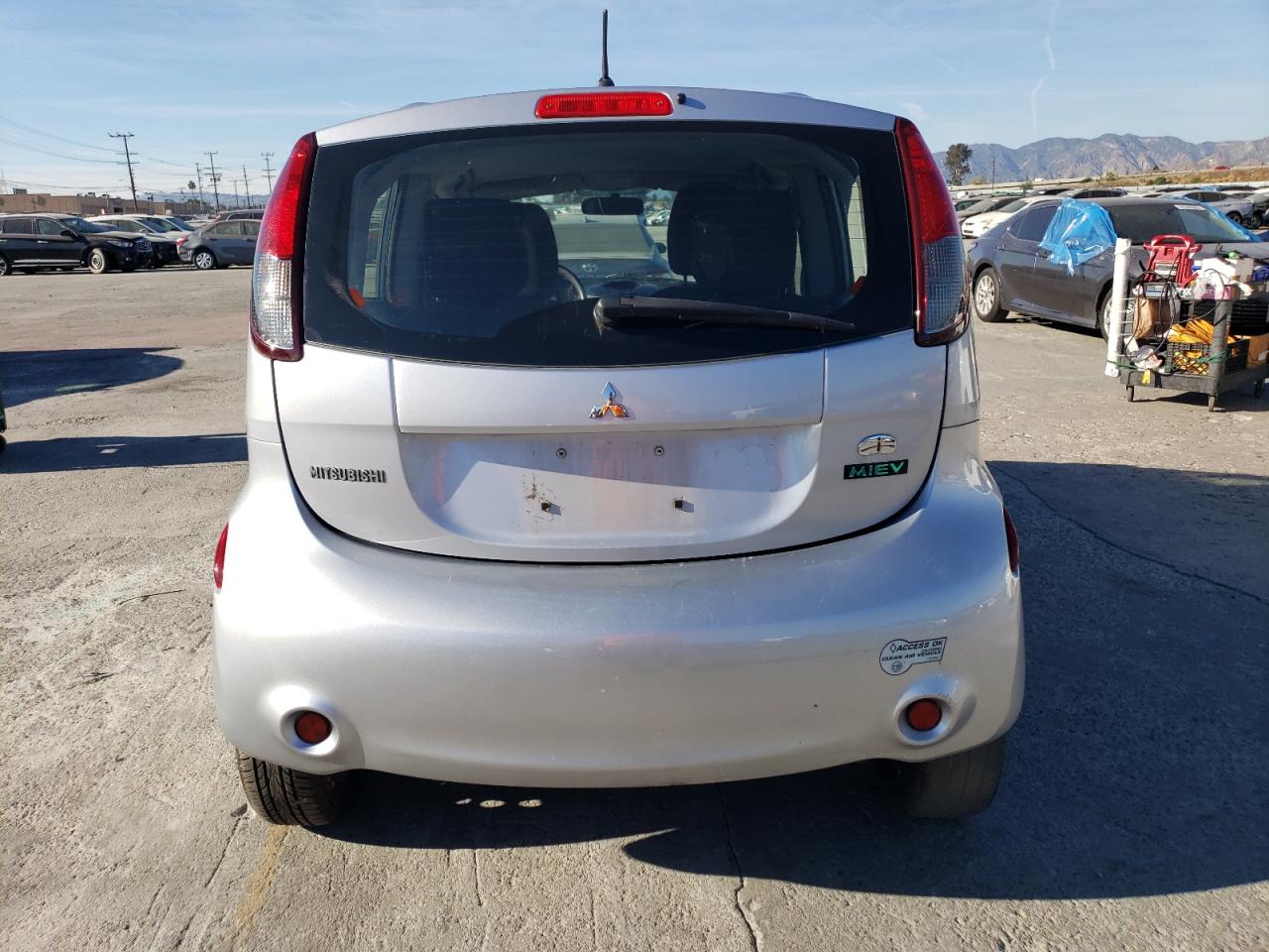 2012 Mitsubishi I Miev Es vin: JA3215H19CU008920