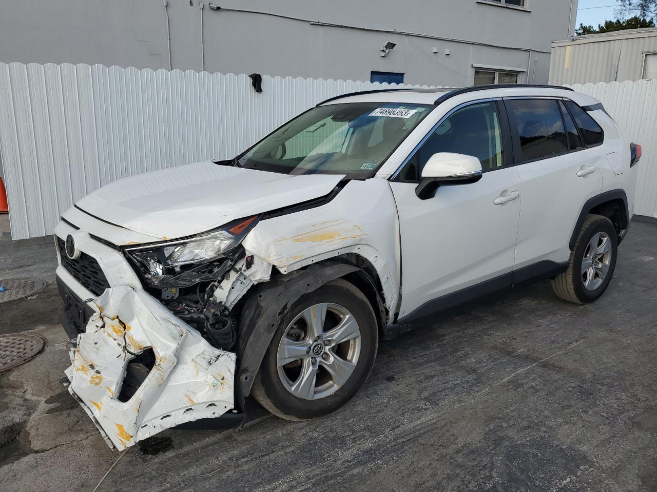 Lot #2187536072 2019 TOYOTA RAV4 XLE