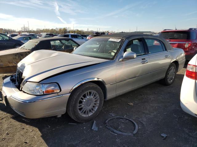 2008 Lincoln Town Car Signature Limited