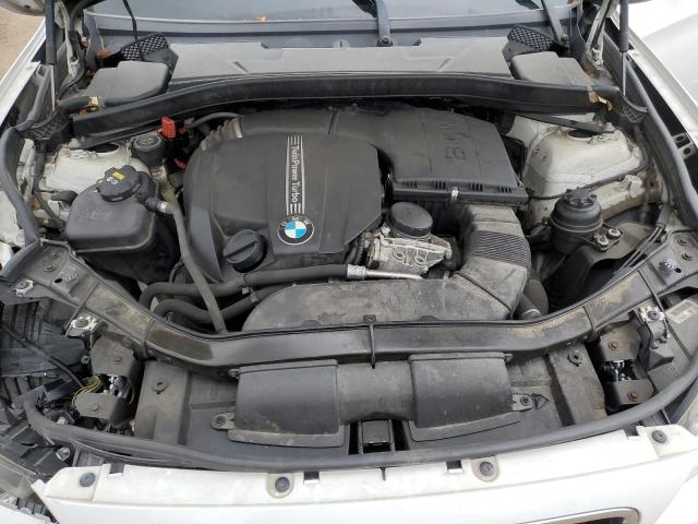 2015 BMW X1 XDRIVE3 WBAVM5C50FVV95343