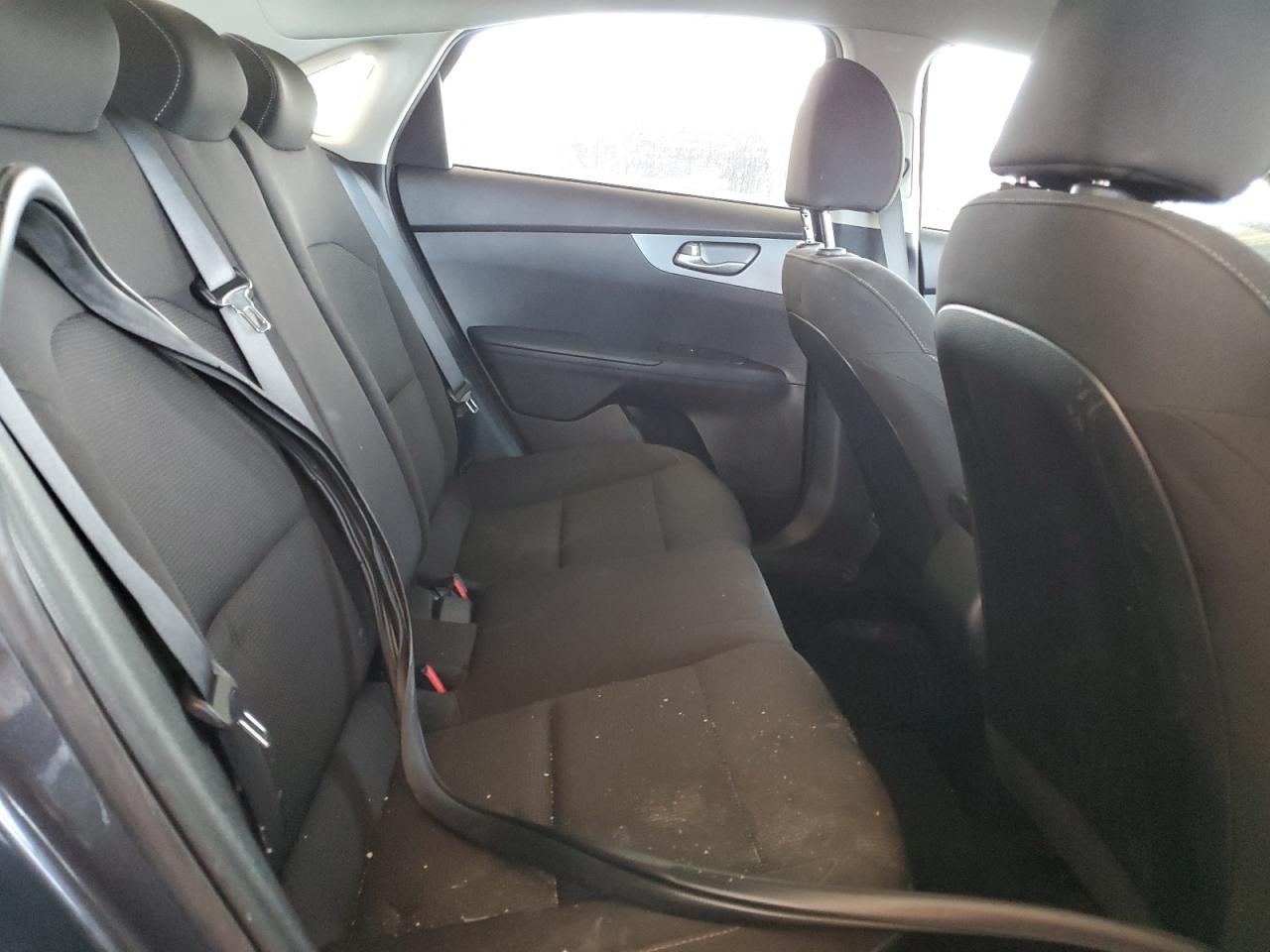 3KPF24AD6ME306856 2021 Kia Forte Fe