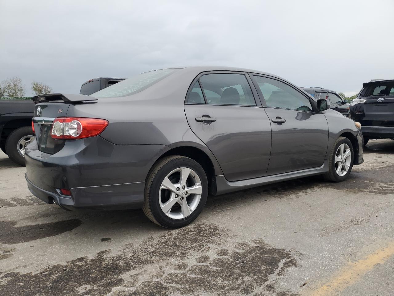 5YFBU4EE6DP184574 2013 Toyota Corolla Base