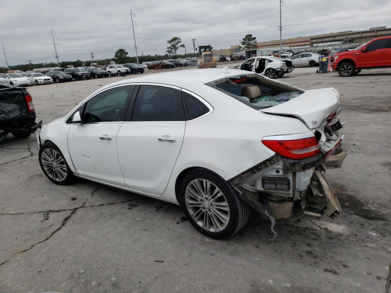 1G4PP5SK7E4162936 2014 Buick Verano