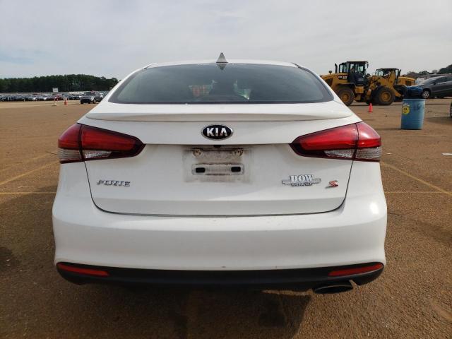 3KPFL4A75JE218254 | 2018 KIA FORTE LX