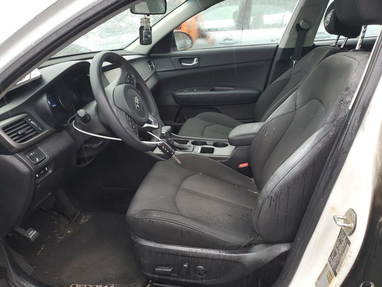 5XXGT4L36JG219077 2018 Kia Optima Lx