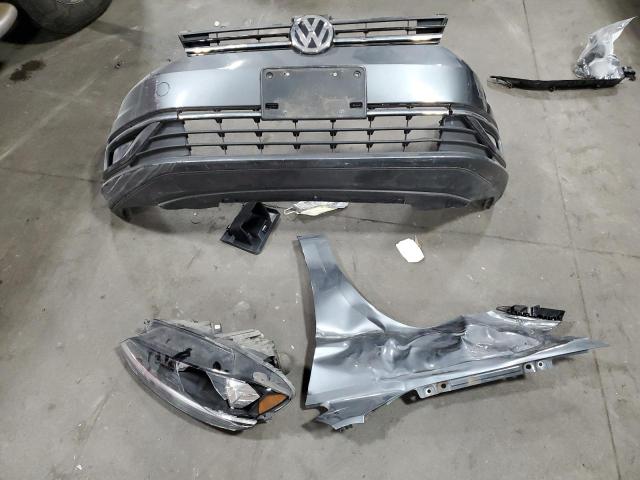  VOLKSWAGEN GOLF 2019 Сірий