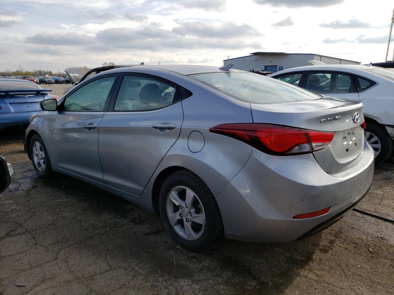 2015 Hyundai Elantra Se vin: 5NPDH4AE8FH567418