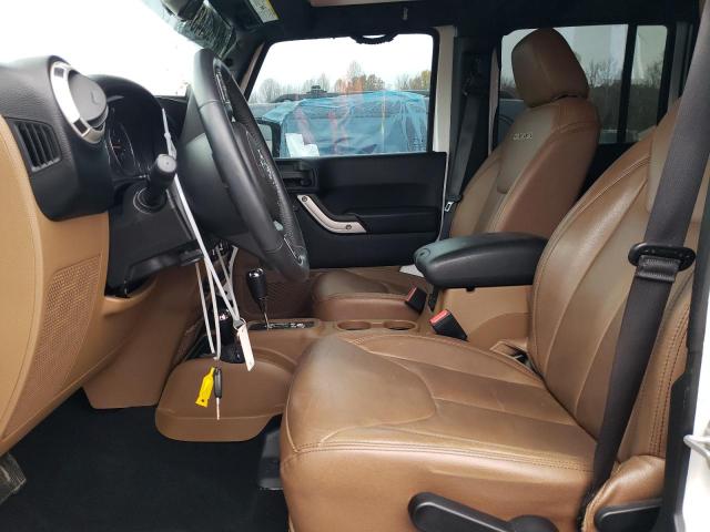1C4BJWEG5JL824381 Jeep Wrangler Unlimited Sahara