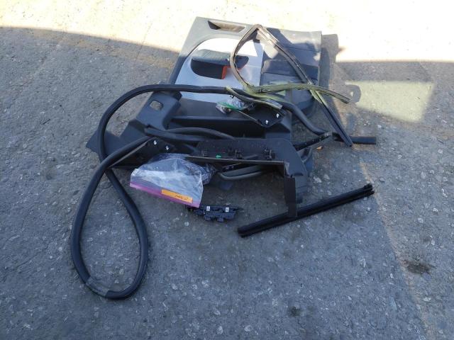 3FTTW8E9XNRA75393 Ford Maverick Xl