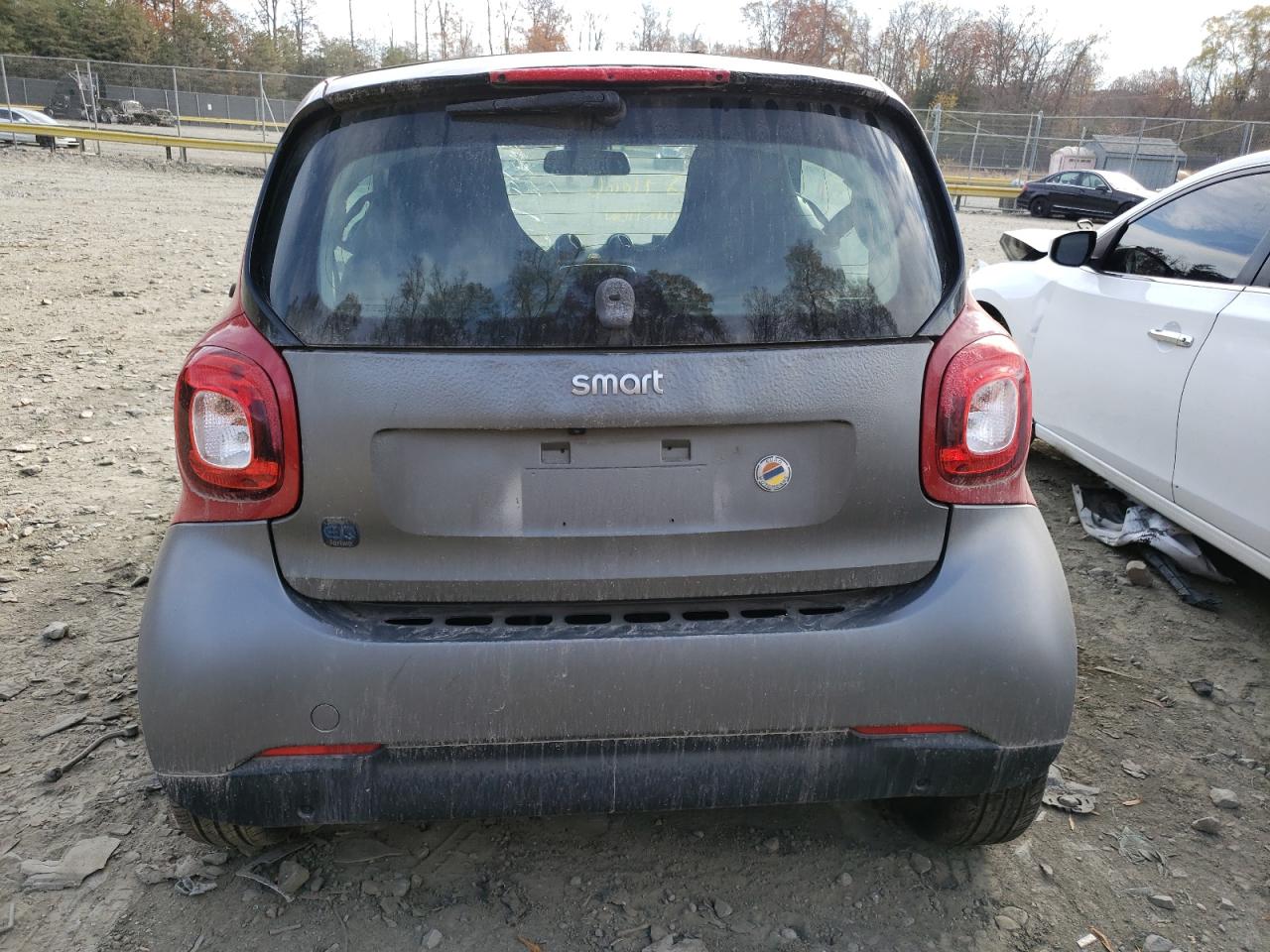 2018 Smart Fortwo Electric Drive Pure/Passion/Prime vin: WMEFJ9BAXJK283337