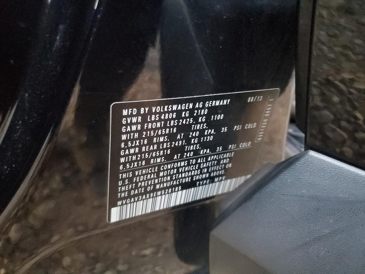 wvgav3ax9ew528185 WVGAV3AX9EW528185 2014 Volkswagen Tiguan S