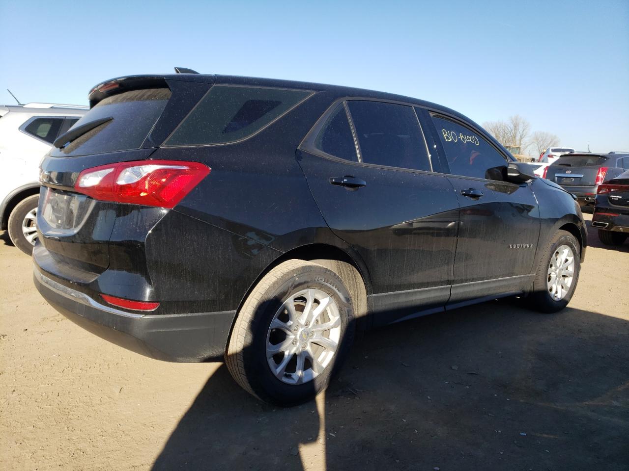 2GNAXHEV7J6305689 2018 Chevrolet Equinox Ls