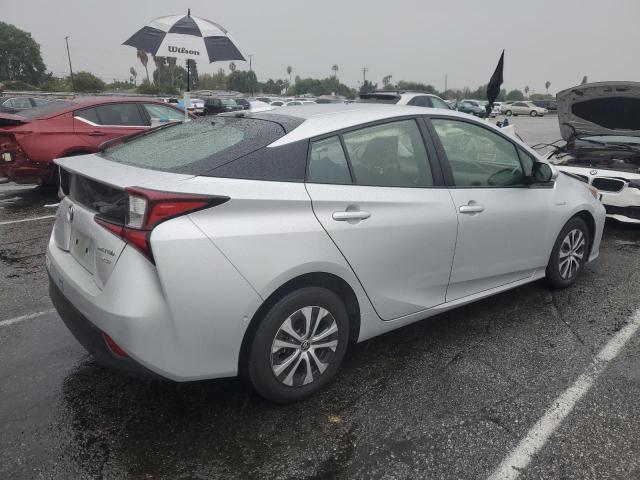 JTDL9RFU3L3016312 Toyota Prius LE 3