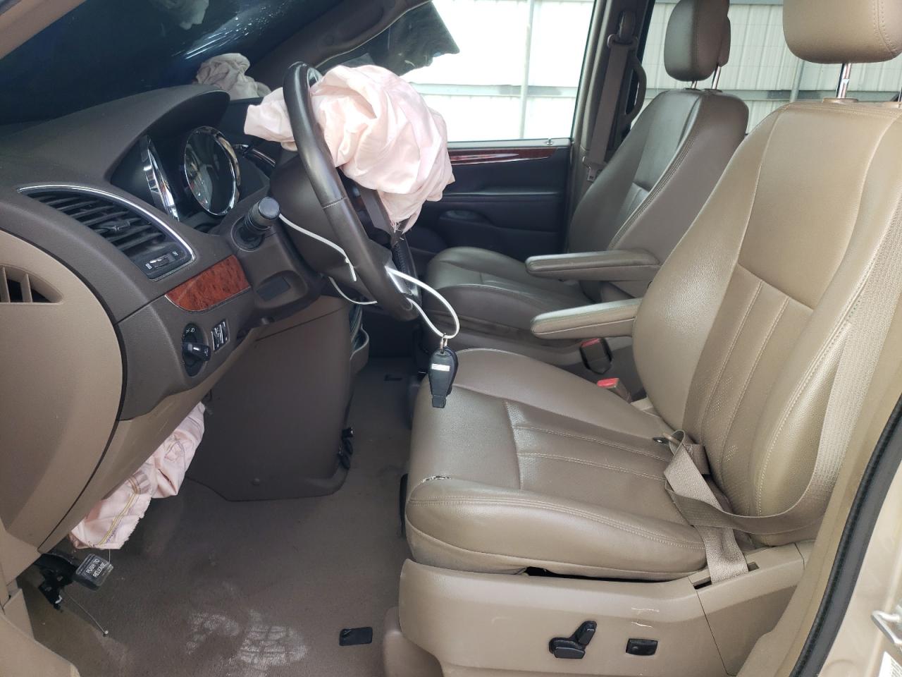 2C4RC1BG2CR412350 2012 Chrysler Town & Country Touring