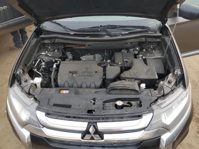 JA4AZ2A32JZ006274 | 2018 Mitsubishi outlander es