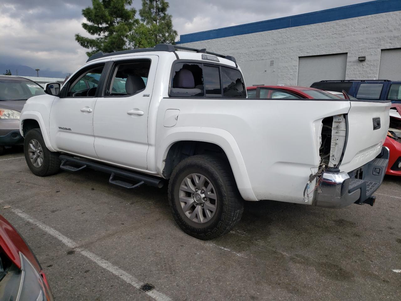 5TFAX5GN4HX076905 2017 Toyota Tacoma Double Cab