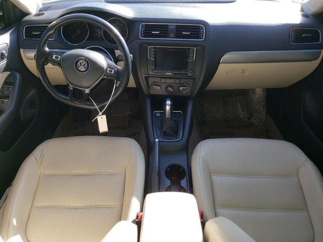 2016 VOLKSWAGEN JETTA SE - 3VWD67AJ8GM390401