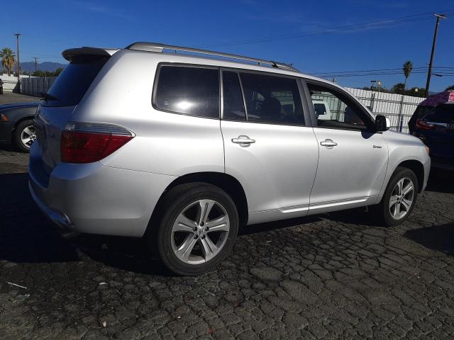 JTEDS43A082037584 Auction: COPART Lot: 74369393 Location: CA - SAN BERNARDINO JTEDS43A082037584 TOYOTA HIGHLANDER 2008 SILVER Photo 3