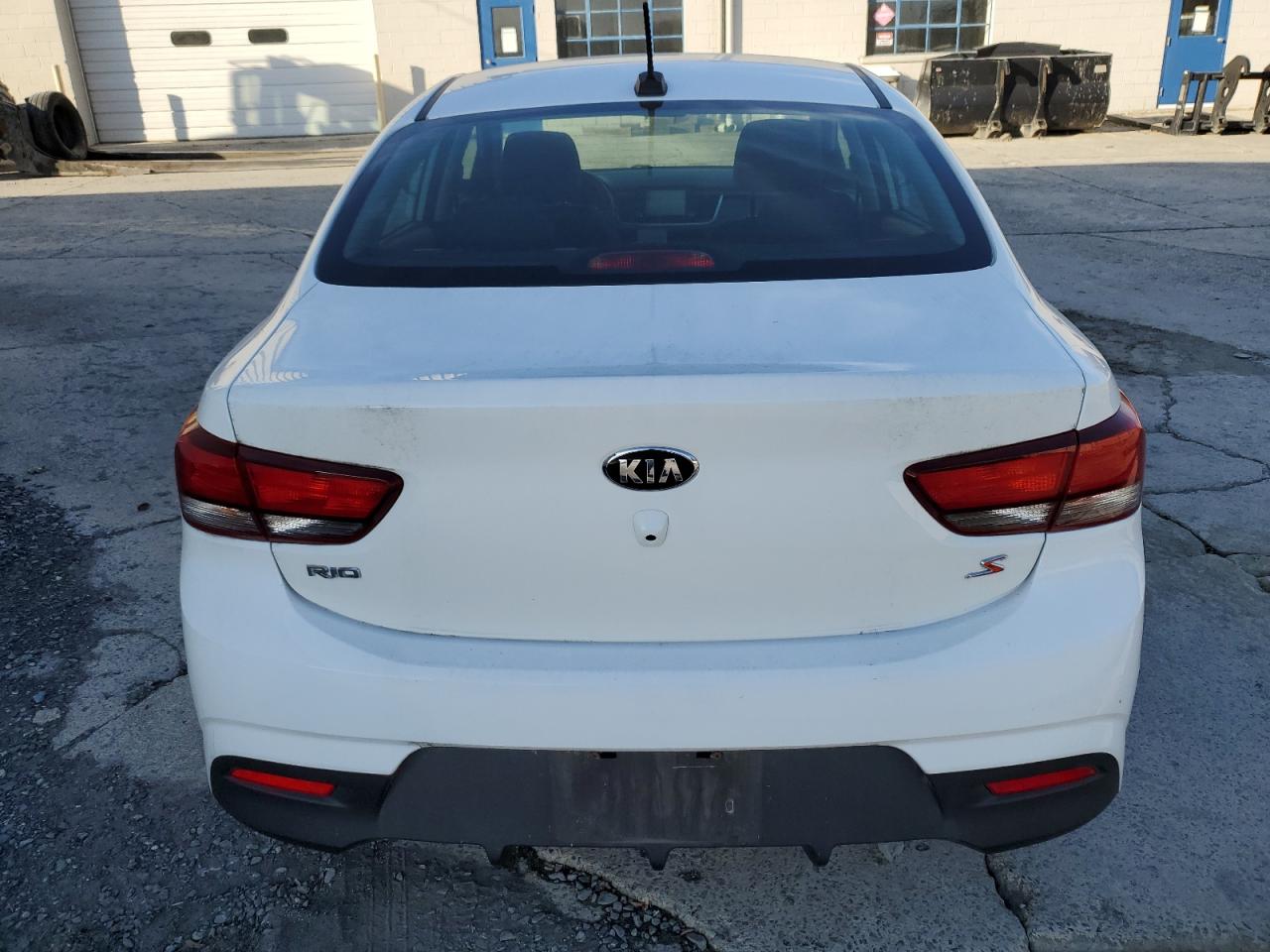 3KPA24AB6KE188118 2019 Kia Rio S