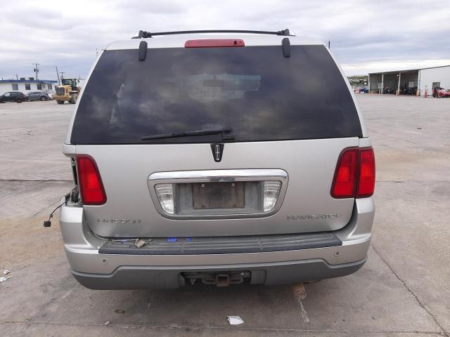 2004 Lincoln Navigator VIN: 5LMFU27R24LJ22743 Lot: 76233183