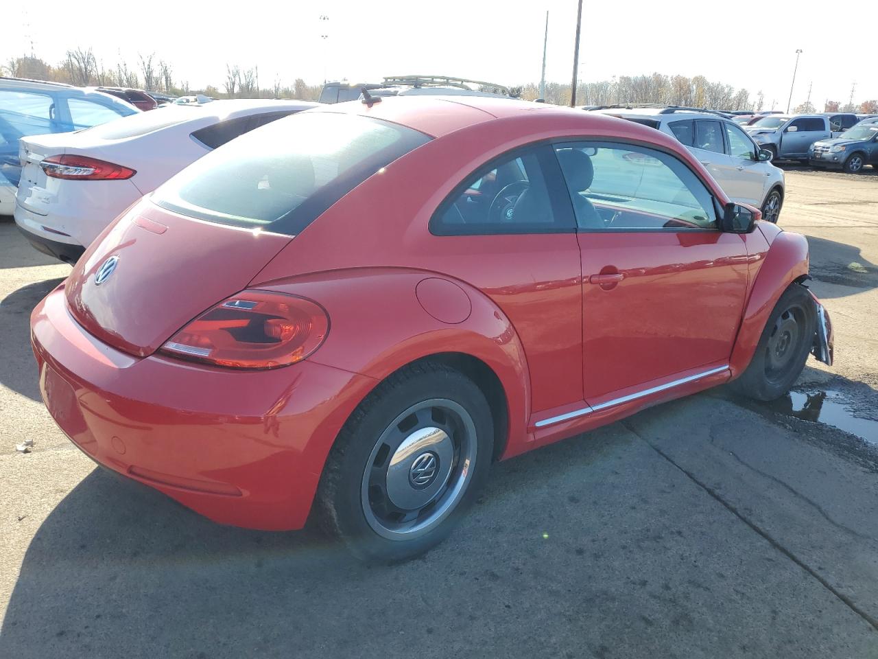 Lot #2869724036 2012 VOLKSWAGEN BEETLE