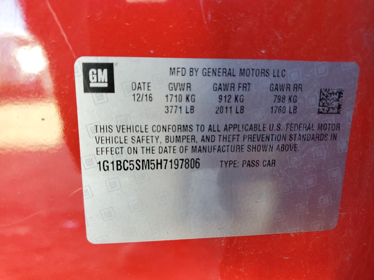 VIN: 1G1BC5SM5H7197806 2017 CHEVROLET CRUZE