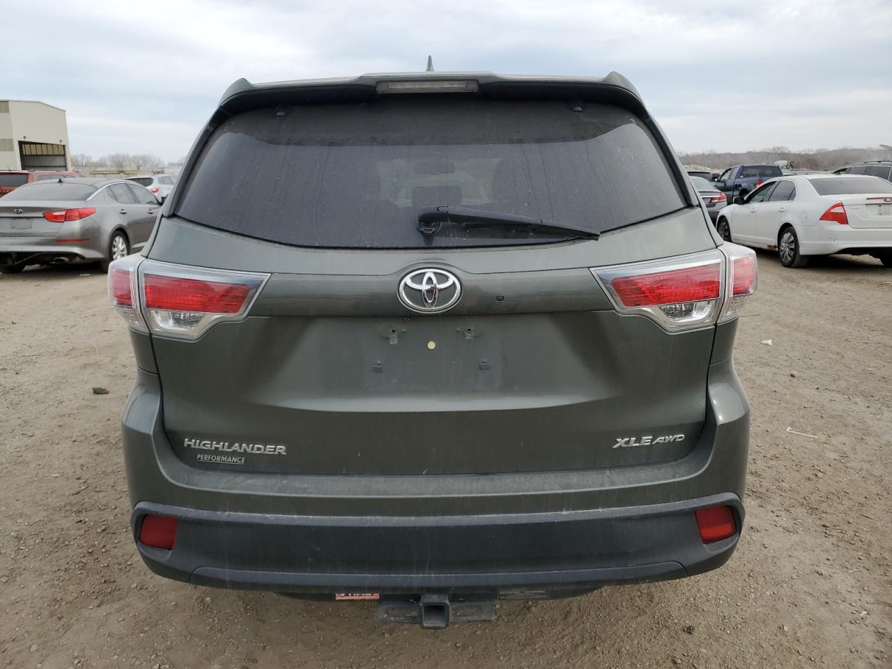 2014 Toyota Highlander Xle vin: 5TDJKRFH9ES023507