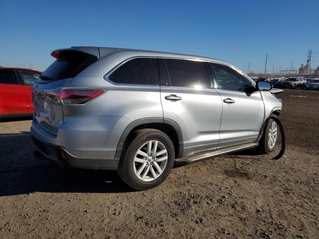 VIN 5TDZARFH3ES008149 2014 Toyota Highlander, LE no.3