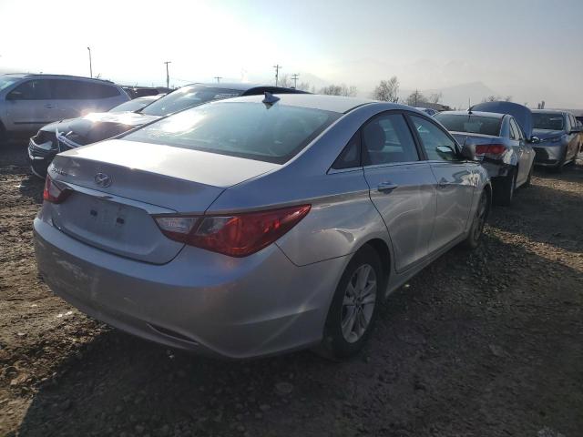 2013 Hyundai Sonata - Image 3