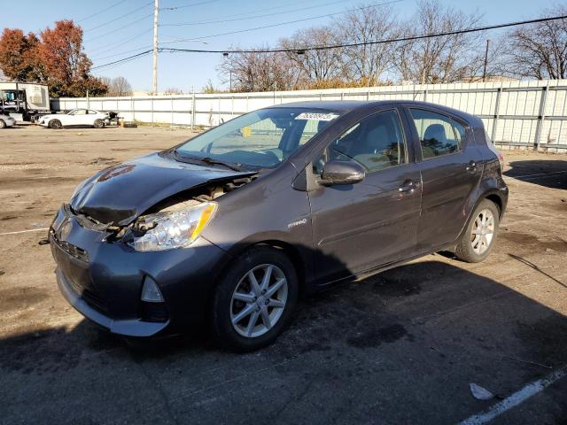 2014 Toyota Prius c 