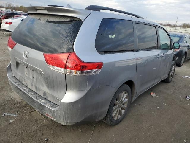 5TDDK3DC4CS036129 | 2012 Toyota sienna xle