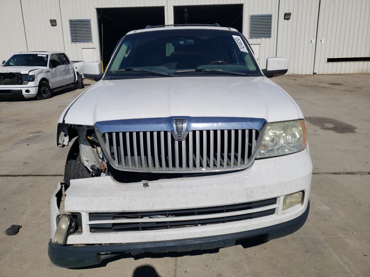5LMFU28545LJ07724 2005 Lincoln Navigator