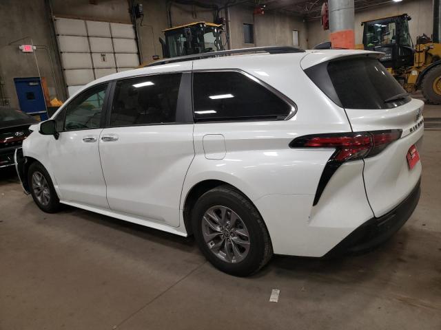 5TDYRKEC7NS076875 | 2022 TOYOTA SIENNA XLE