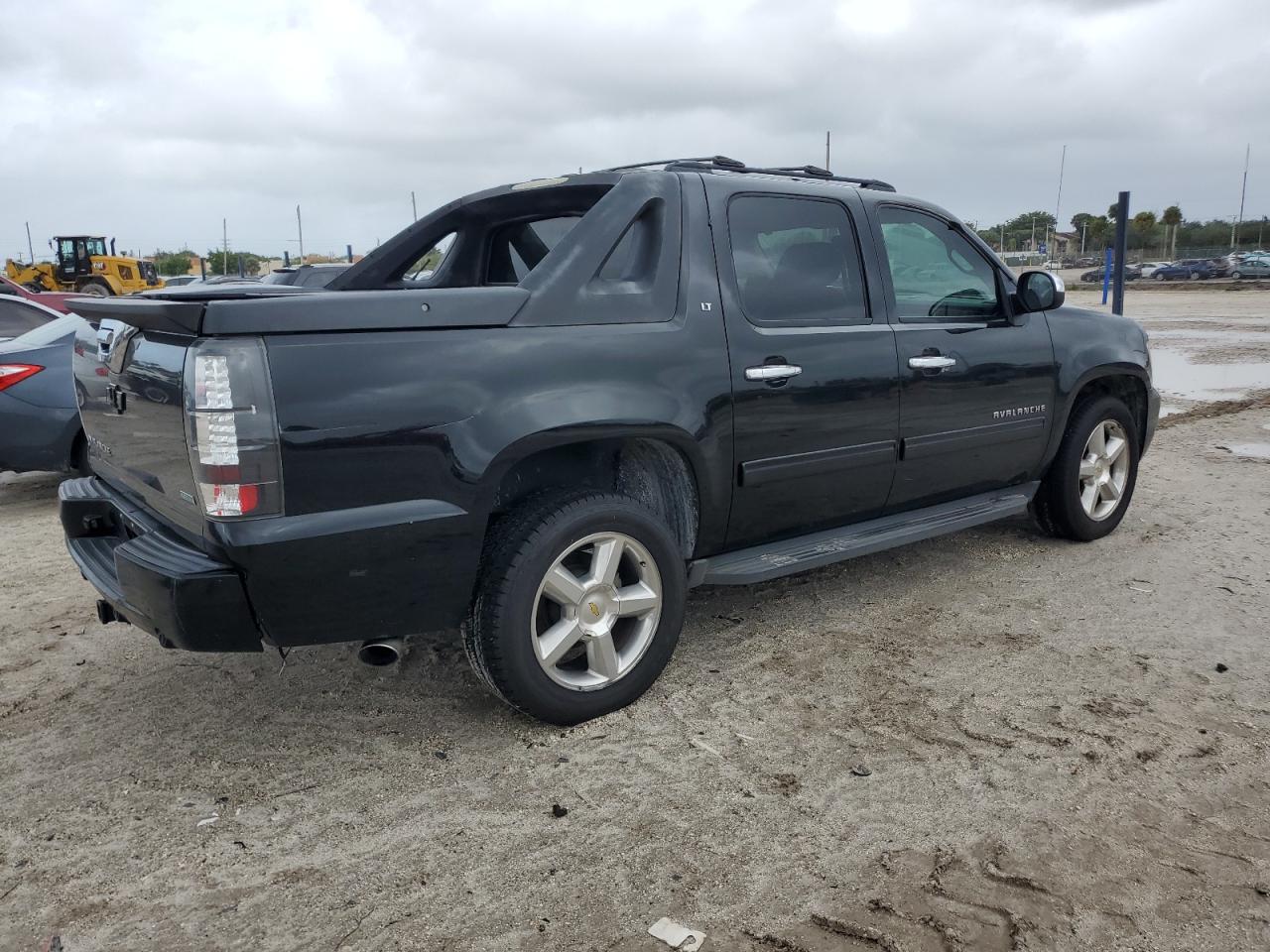 3GNMCFE05BG121584 2011 Chevrolet Avalanche Lt 3GNMCFE05BG121584 2011 Chevrolet Avalanche Lt