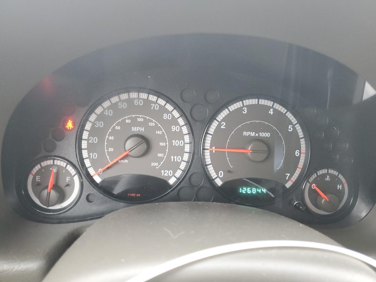 1j4gl38k15w681538 1J4GL38K15W681538 2005 Jeep Liberty Renegade