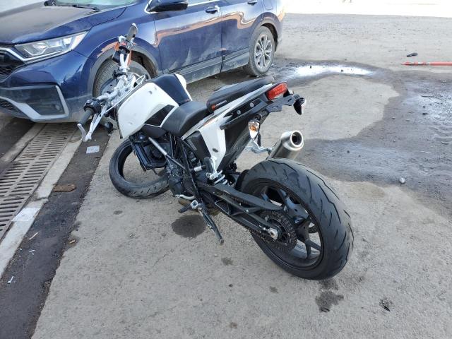 2018 KTM 690 DUKE - VBKLDV402JM714374