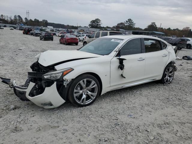 2017 INFINITI Q70L 3.7