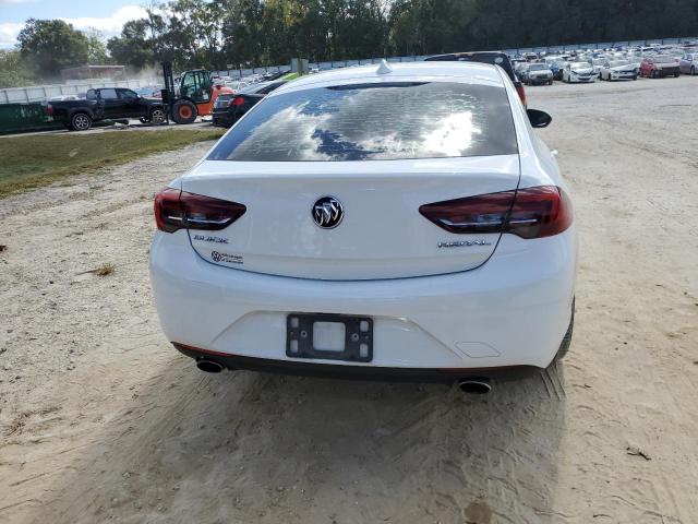 2018 BUICK REGAL ESSE W04GP6SX4J1148018