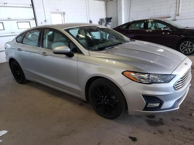 3FA6P0HD5KR229232 Ford Fusion SE 4