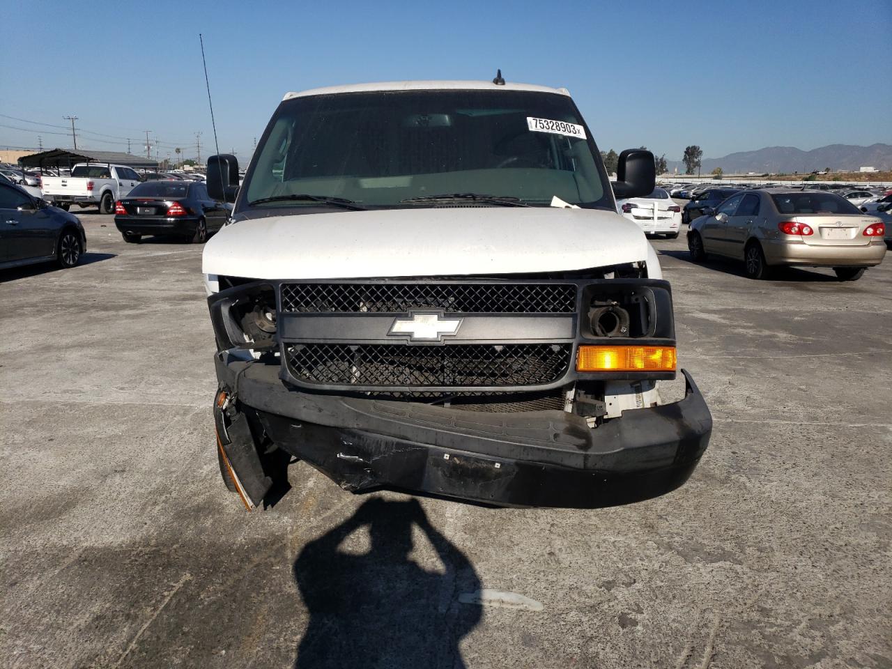1GCWGBFF8H1125217 2017 Chevrolet Express G2500 1GCWGBFF8H1125217 2017 Chevrolet Express G2500